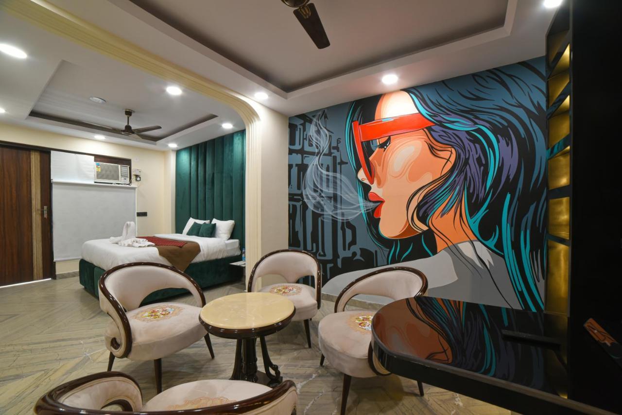 The Twenties Kamla Nagar Hotel Ню Делхи Екстериор снимка