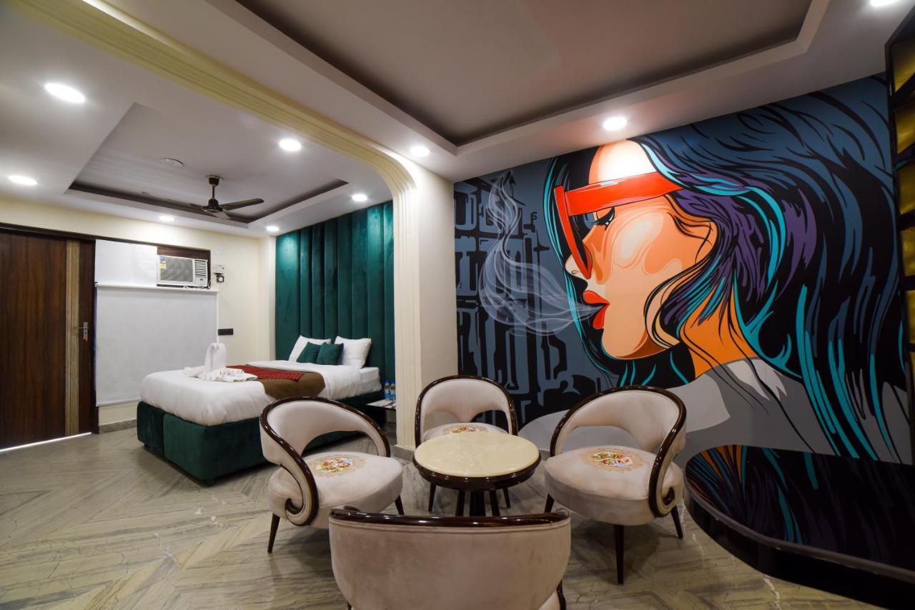 The Twenties Kamla Nagar Hotel Ню Делхи Екстериор снимка