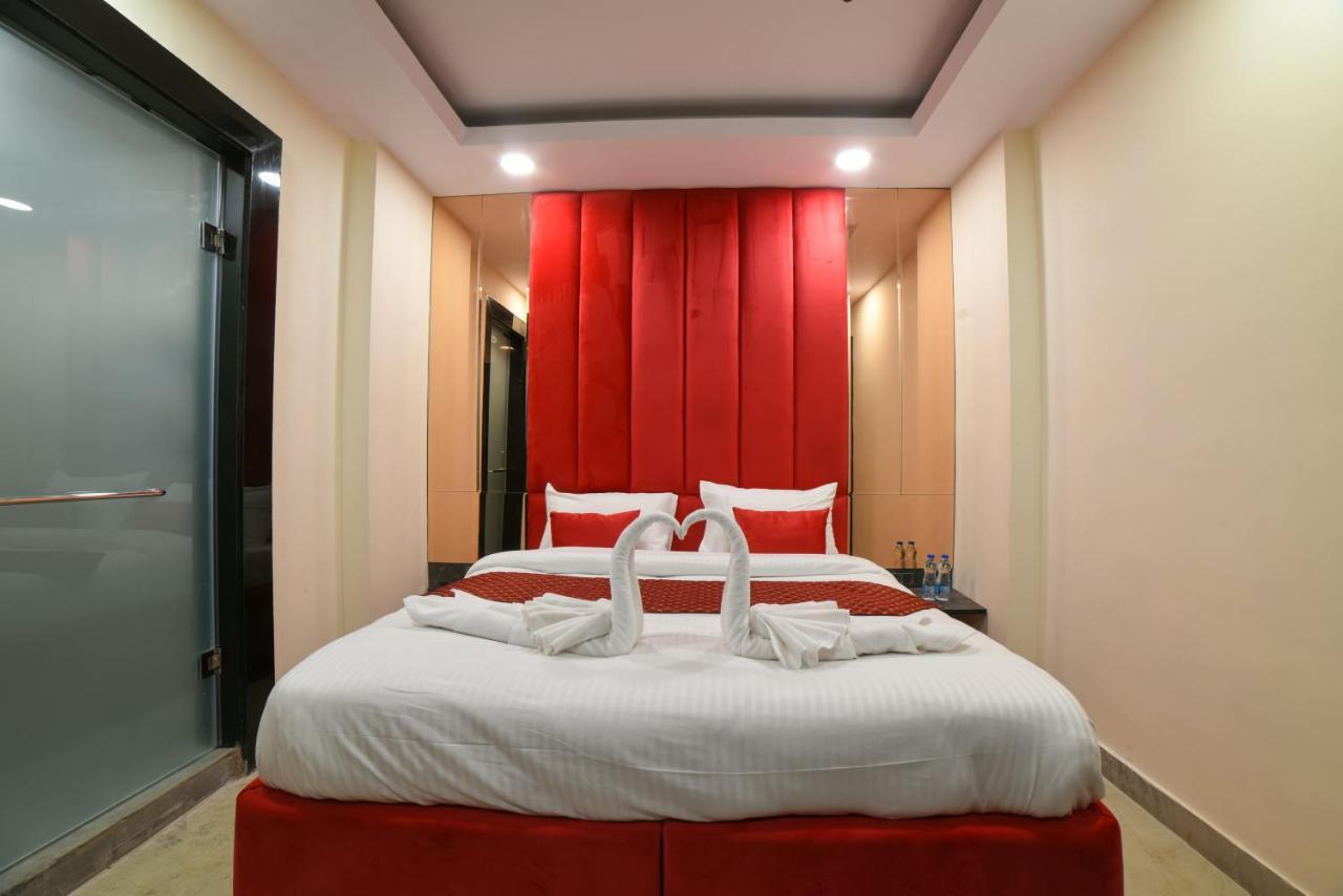 The Twenties Kamla Nagar Hotel Ню Делхи Екстериор снимка