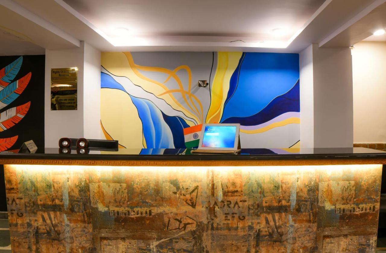The Twenties Kamla Nagar Hotel Ню Делхи Екстериор снимка