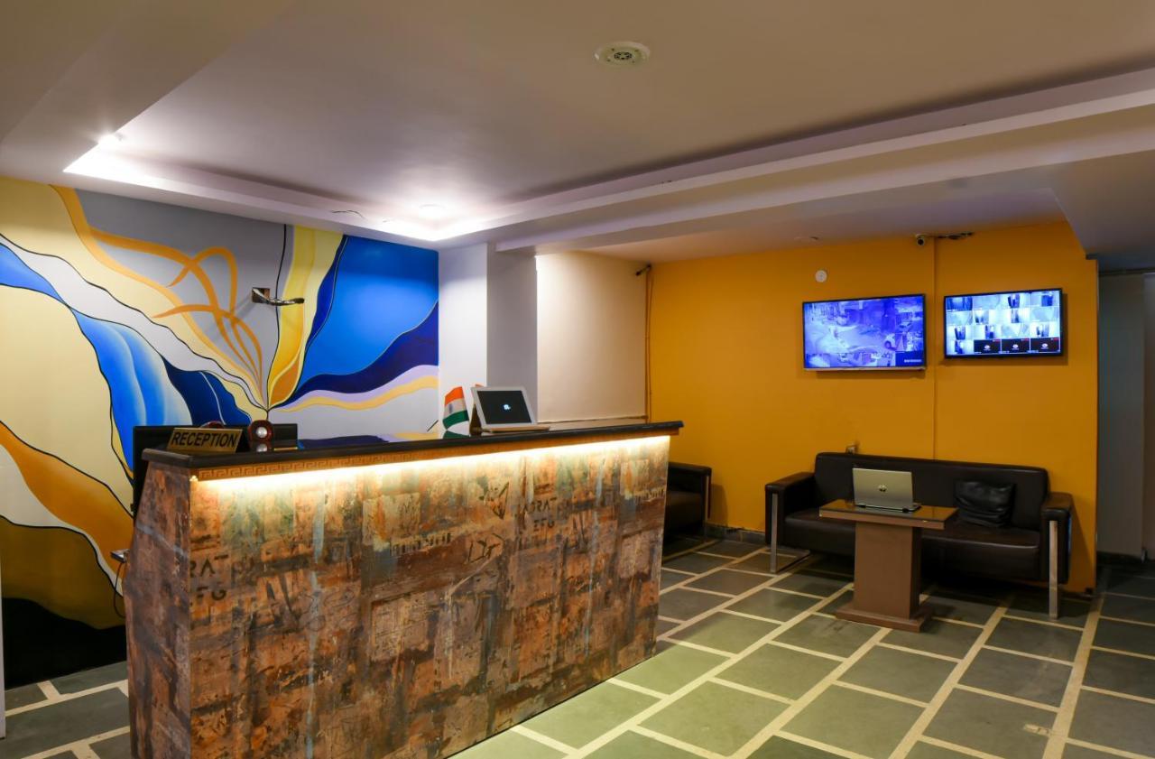 The Twenties Kamla Nagar Hotel Ню Делхи Екстериор снимка